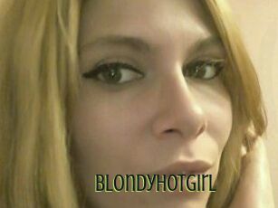BlondyHotGirl
