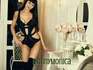 Bonny_Monica
