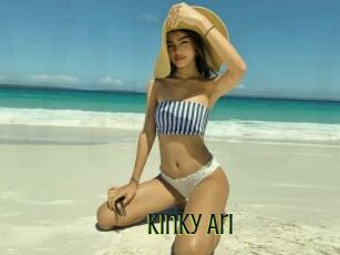 Kinky_Ari