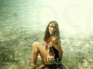Luna_Taylor