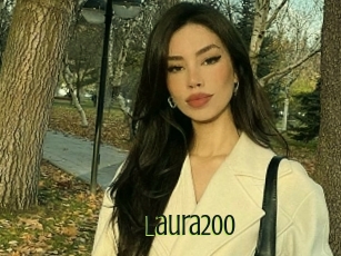 Laura200