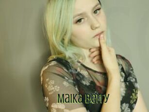 Maika_Berry