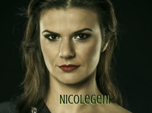 NicoleGeni Video sodomie anal