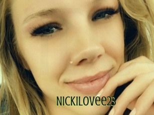 Nickilovee23