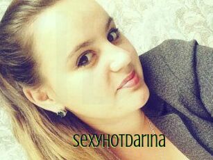 Sexy_HotDarina