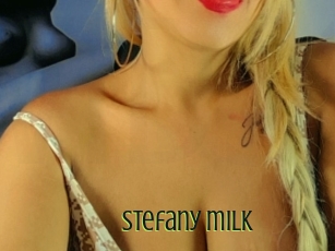 Stefany_milk