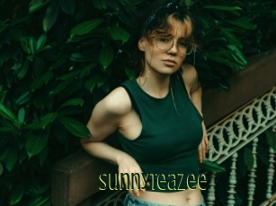 Sunnyteazee